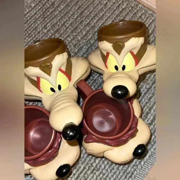 9 count Vintage Looney Tunes Warner Brothers Character Drinking Cups Mugs 3D - Picture 6 of 12